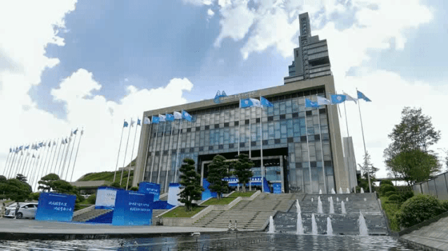 2020ȫϯ߶˷ȫǿӪҵƹݷչᣨ2020̴ᣩ